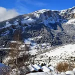 Nyaraló Kristall By Interhome Albinen
