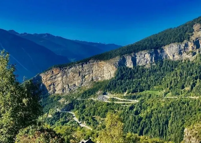 Kristall By Interhome * 알비넨